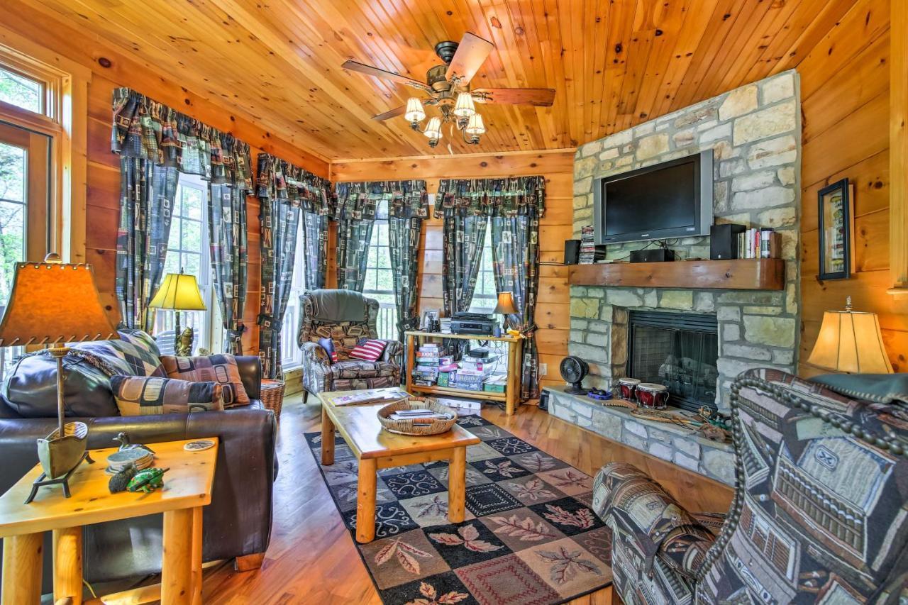Lakefront South Carolina Abode With Deck And Boat Dock Fair Play Exterior photo